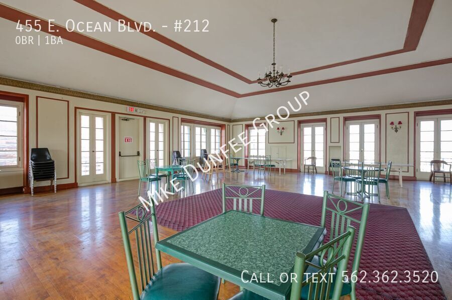 Downtown Long Beach Studio Featuring Walk-in Closet property image