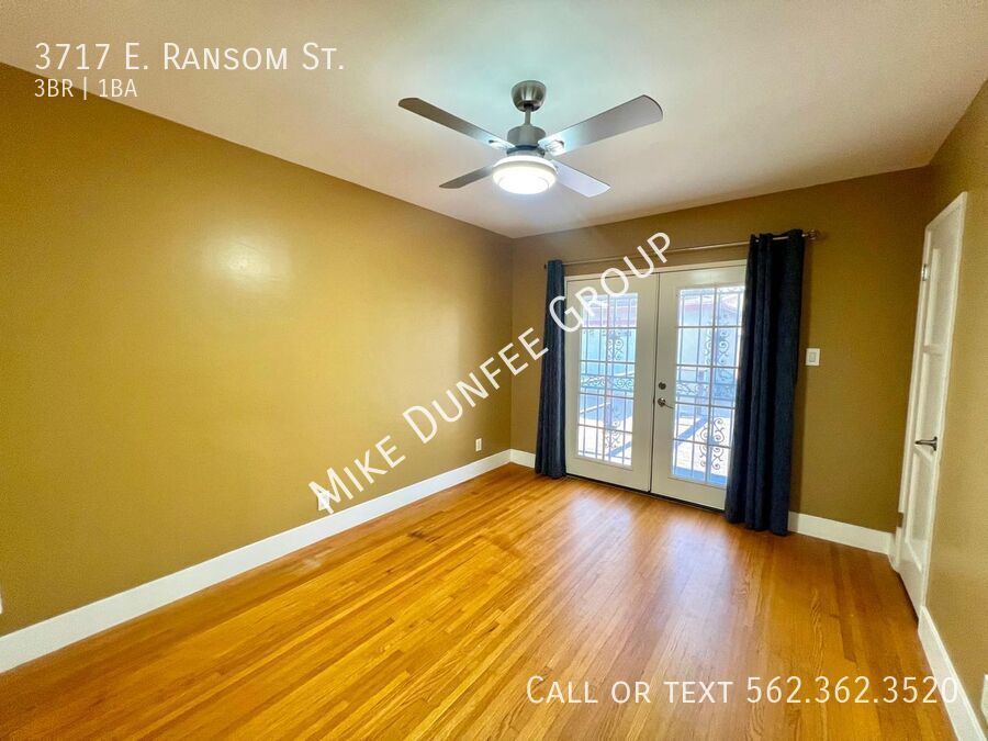 Spacious Three Bedroom Home Near Traffic Circle property image