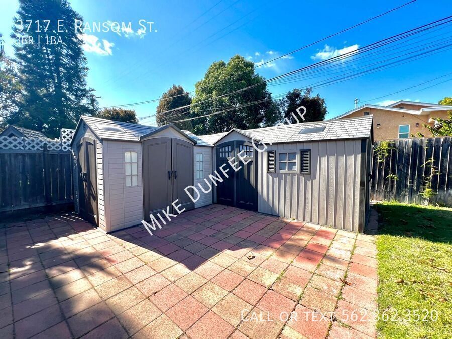 Spacious Three Bedroom Home Near Traffic Circle property image