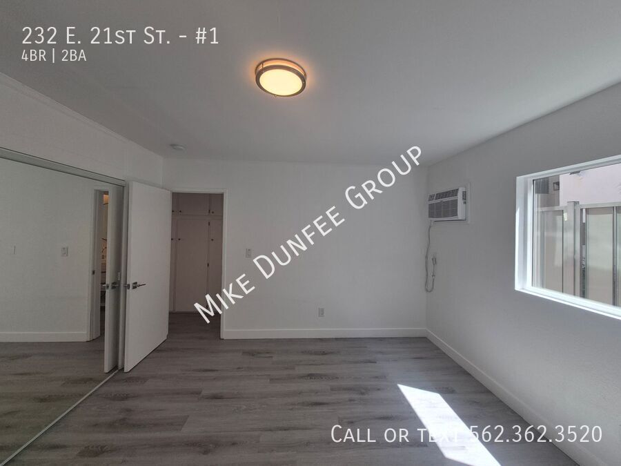 Beautiful 4 Bedroom 2 Bathroom Apartment With in Unit Washer and Dryer property image