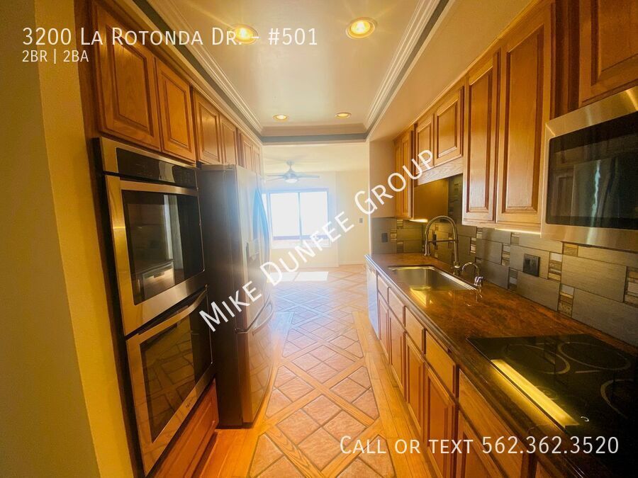 Coastal Living at Ocean Terrace – Rancho Palos Verdes property image
