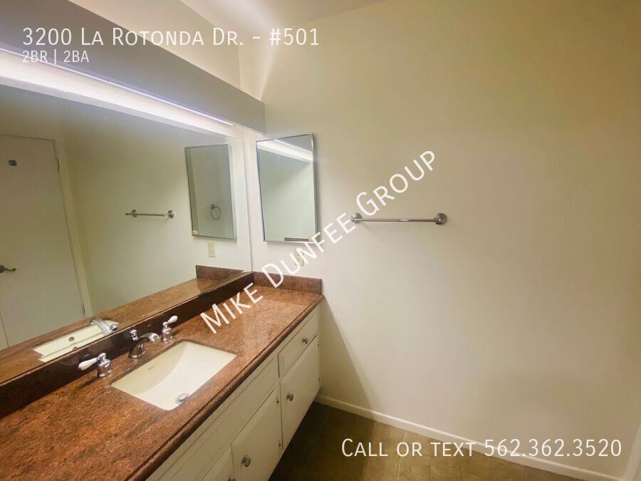 Coastal Living at Ocean Terrace – Rancho Palos Verdes property image
