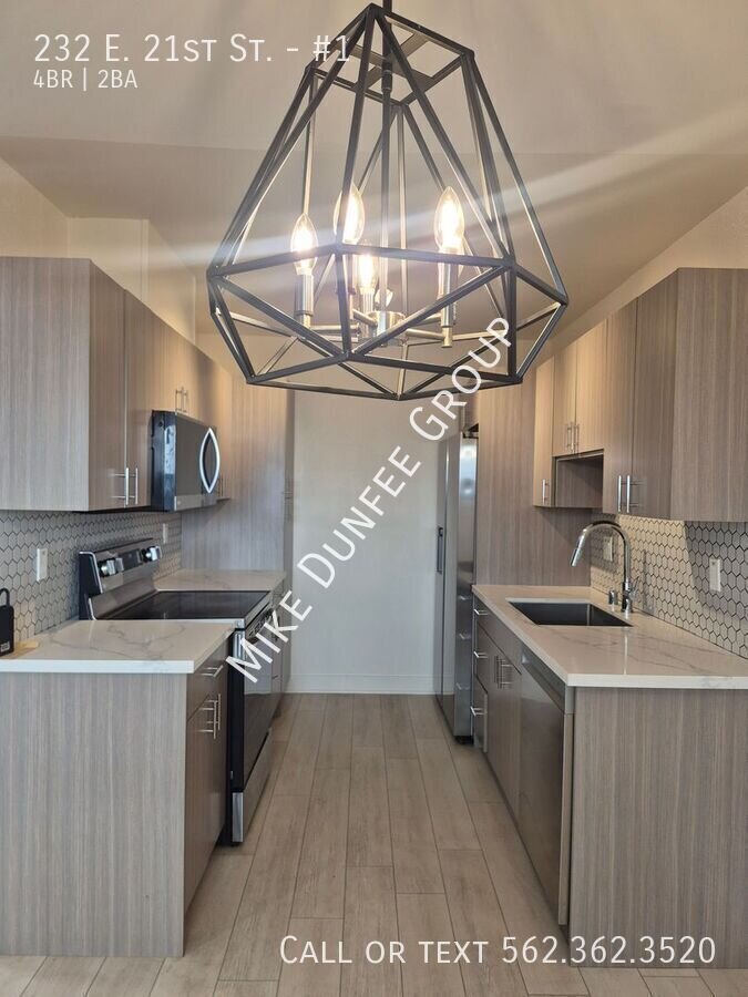 Beautiful 4 Bed 2 Bath with Washer and Dryer ($500.00 off 1st months rent oac*) property image