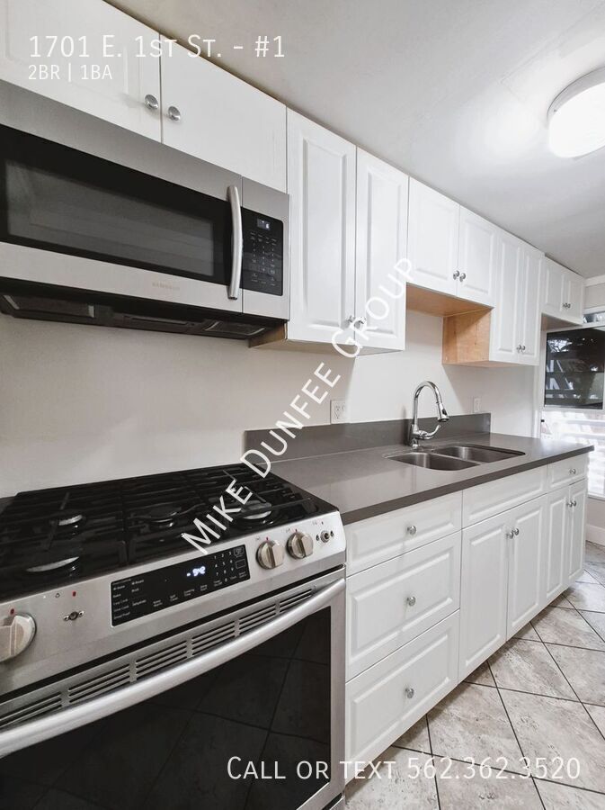 Charming 2-Bedroom, 1-Bathroom Lower-Level Unit in the Bixby Park Neighborhood property image