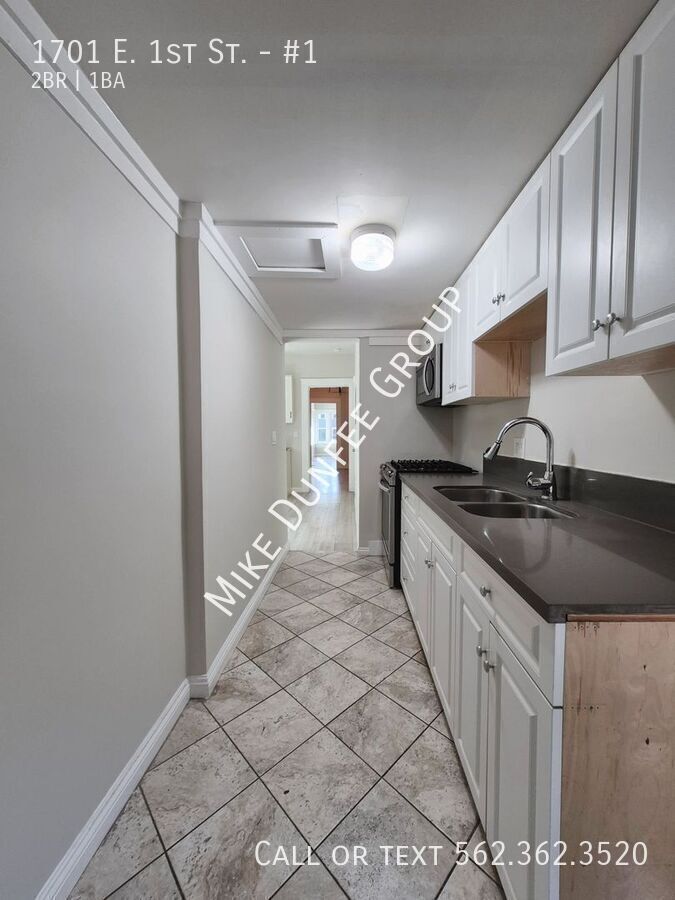 Charming 2-Bedroom, 1-Bathroom Lower-Level Unit in the Bixby Park Neighborhood property image