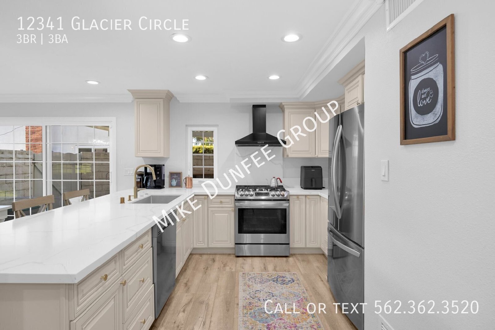 Beautiful Two-Story Single-Family Home on a Quiet Cul-De-Sac in the Parkewood Community property image