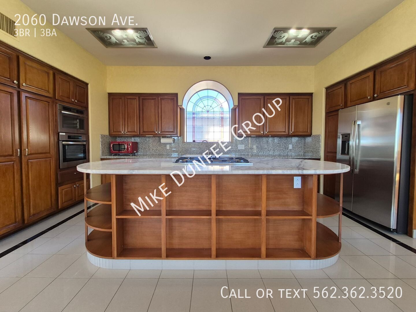 Beautiful One-Of-A-Kind Two-Story, 3-Bedroom, 3-Bath Home in Signal Hill property image