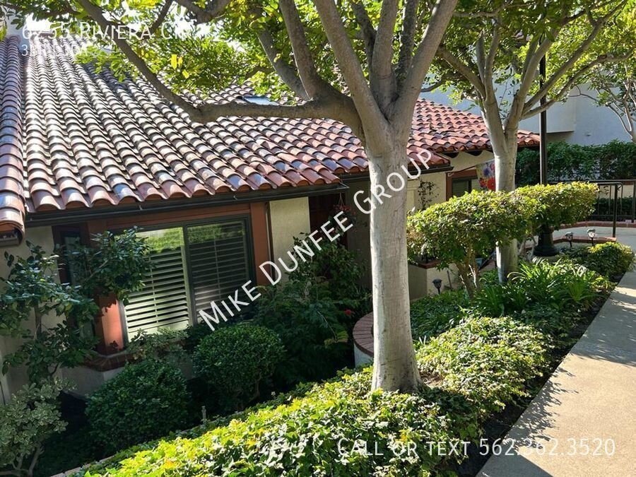 Fully Furnished Three Bedroom Townhouse in Bixby Riviera property image