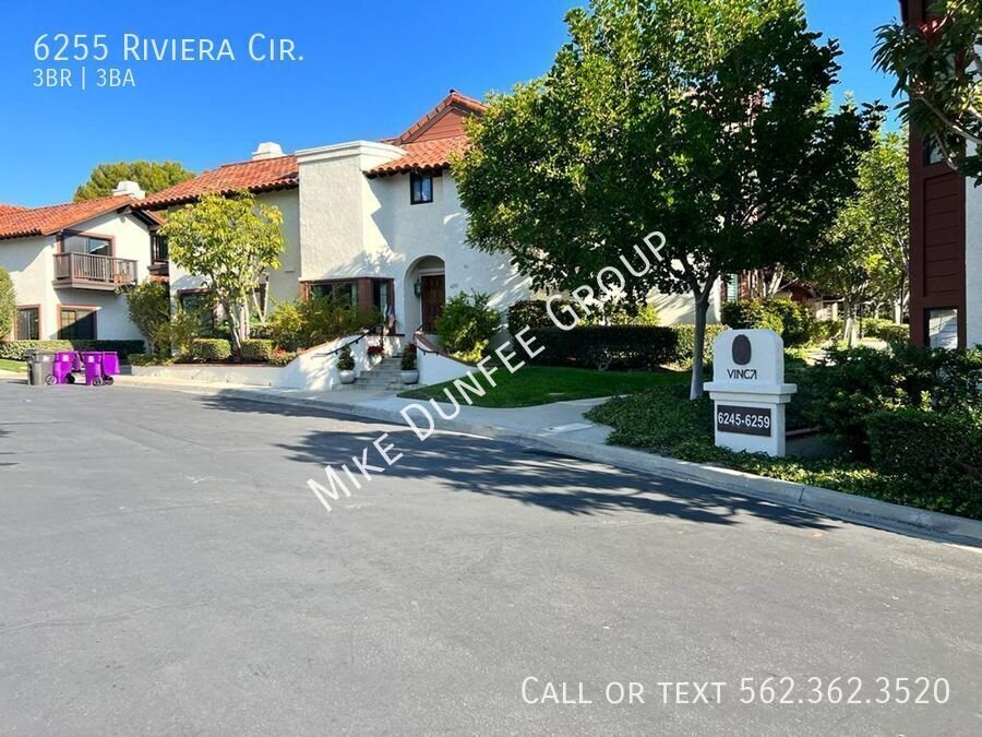 Fully Furnished Three Bedroom Townhouse in Bixby Riviera property image
