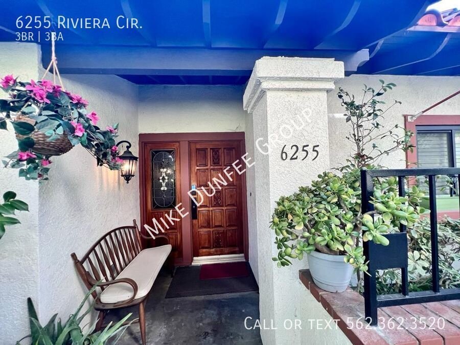 Fully Furnished Three Bedroom Townhouse in Bixby Riviera property image