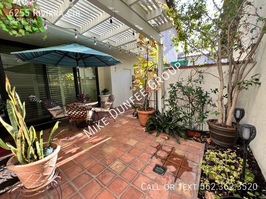 Fully Furnished Three Bedroom Townhouse in Bixby Riviera property image