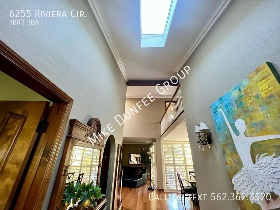 Fully Furnished Three Bedroom Townhouse in Bixby Riviera property image