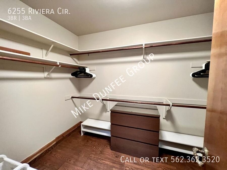 Fully Furnished Three Bedroom Townhouse in Bixby Riviera property image