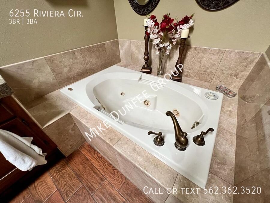 Fully Furnished Three Bedroom Townhouse in Bixby Riviera property image