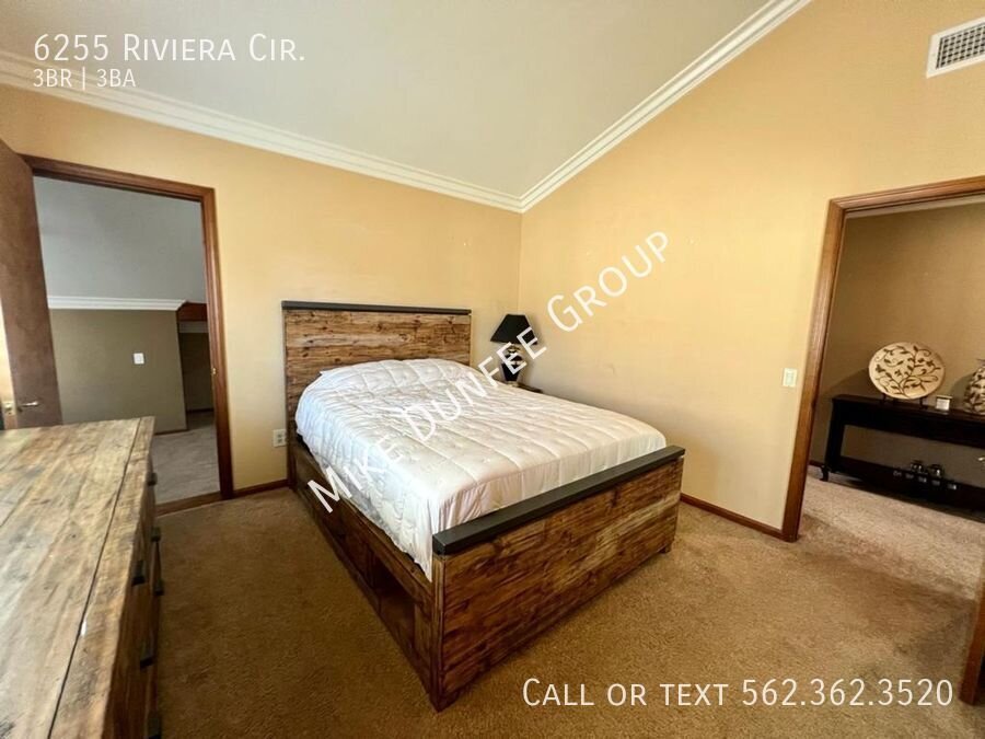 Fully Furnished Three Bedroom Townhouse in Bixby Riviera property image