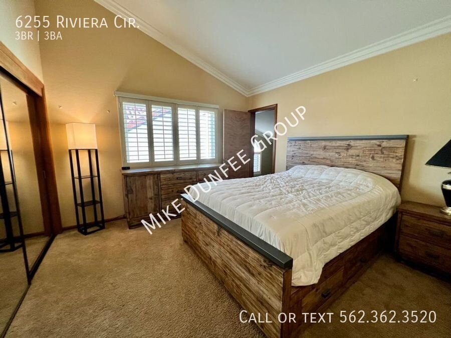 Fully Furnished Three Bedroom Townhouse in Bixby Riviera property image