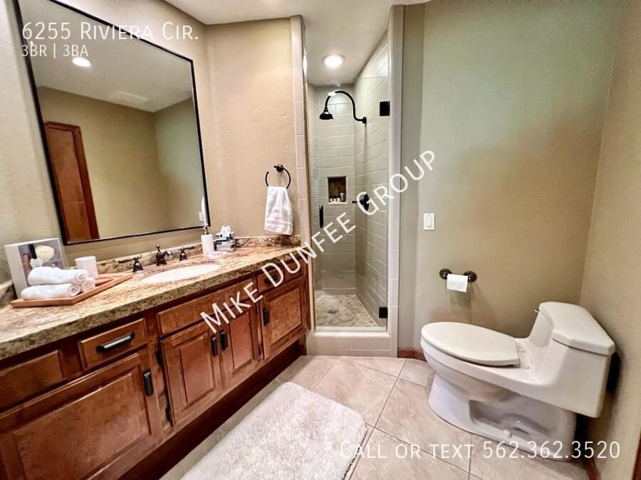 Fully Furnished Three Bedroom Townhouse in Bixby Riviera property image