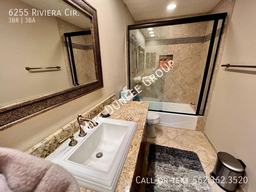 Fully Furnished Three Bedroom Townhouse in Bixby Riviera property image