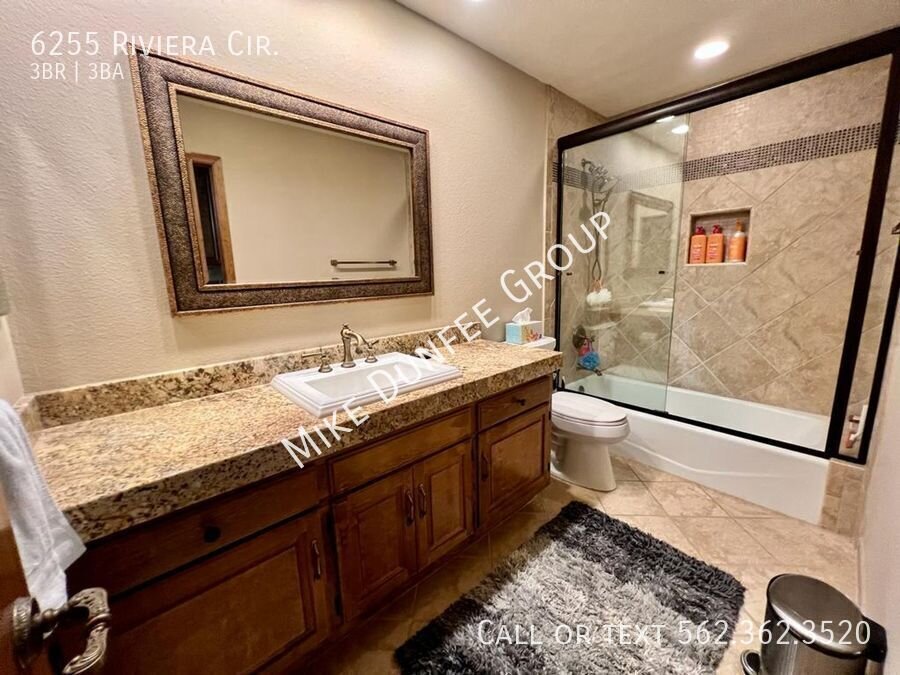 Fully Furnished Three Bedroom Townhouse in Bixby Riviera property image