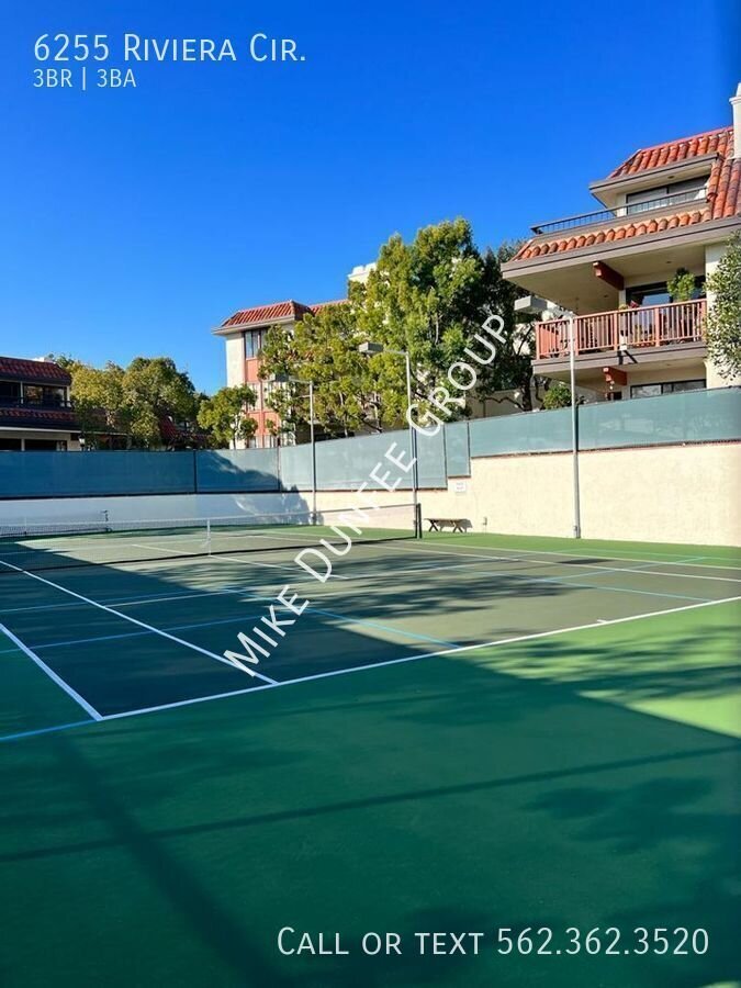 Fully Furnished Three Bedroom Townhouse in Bixby Riviera property image