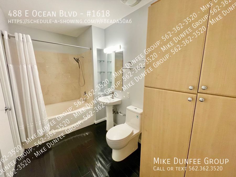 Beautiful 2-Bedroom Condo at AQUA Towers property image