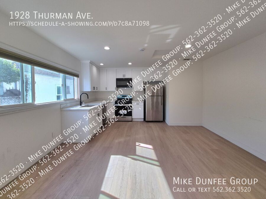LA, Mid-City 2BR/1BA Open Floor Apartment property image