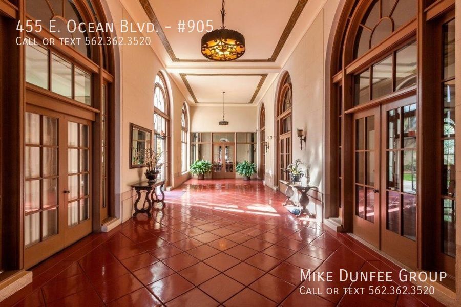 Historic Cooper Arms Studio with Balcony and Ocean View property image