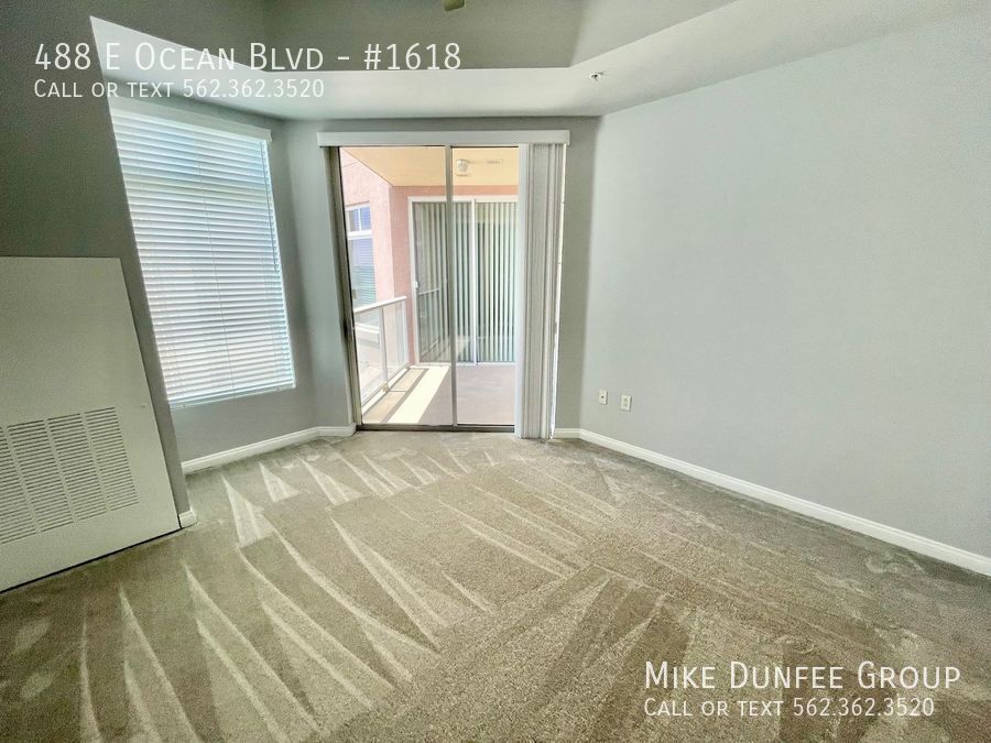 Beautiful 2-Bedroom Condo at AQUA Towers property image