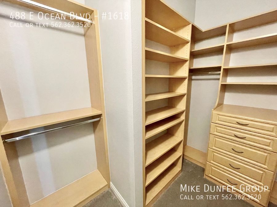 Beautiful 2-Bedroom Condo at AQUA Towers property image