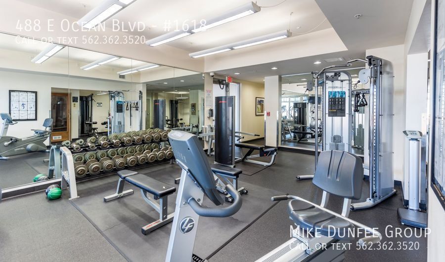 Beautiful 2-Bedroom Condo at AQUA Towers property image