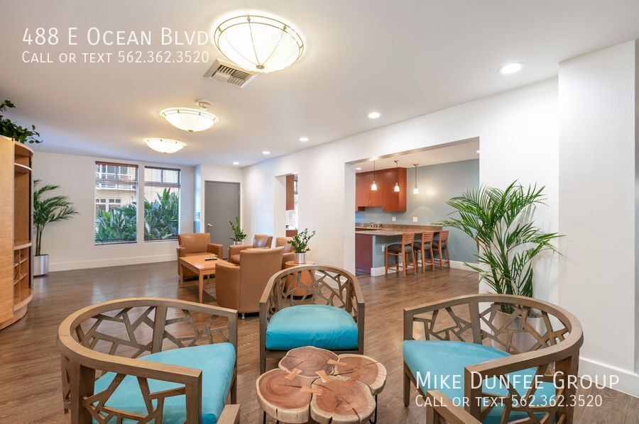 Beautiful 2-Bedroom Condo at AQUA Towers property image