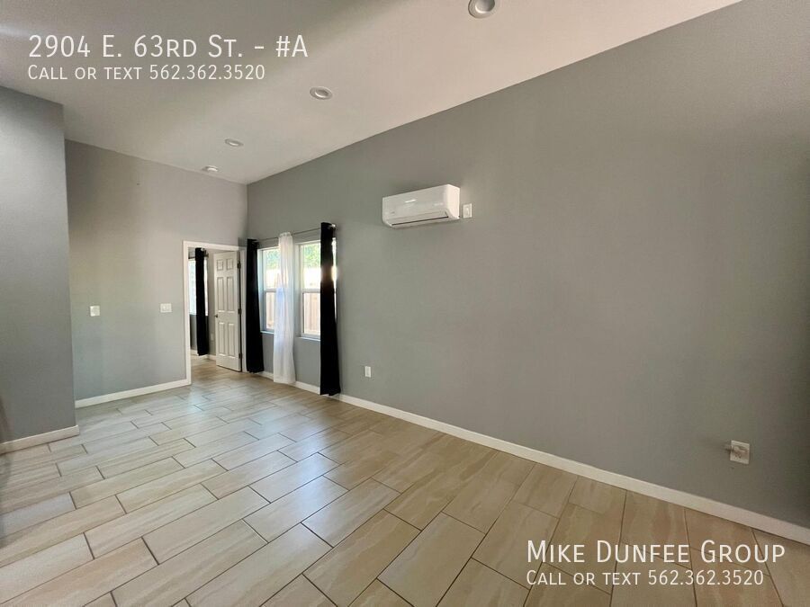 Ramona Park-North Long Beach Renovated Two Bedroom With Driveway property image