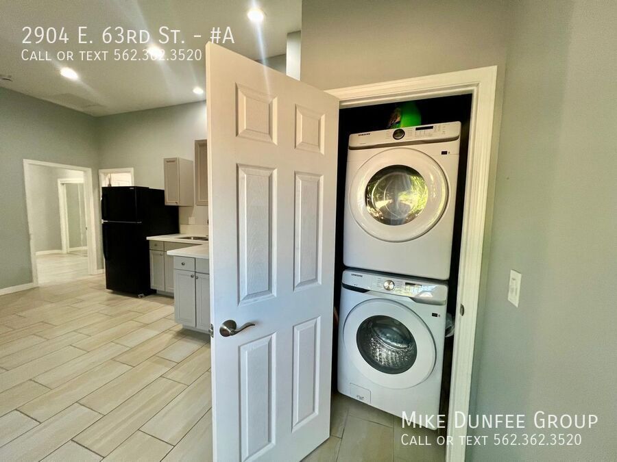 Ramona Park-North Long Beach Renovated Two Bedroom With Driveway property image