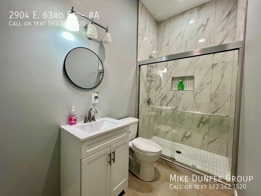 Ramona Park-North Long Beach Renovated Two Bedroom With Driveway property image