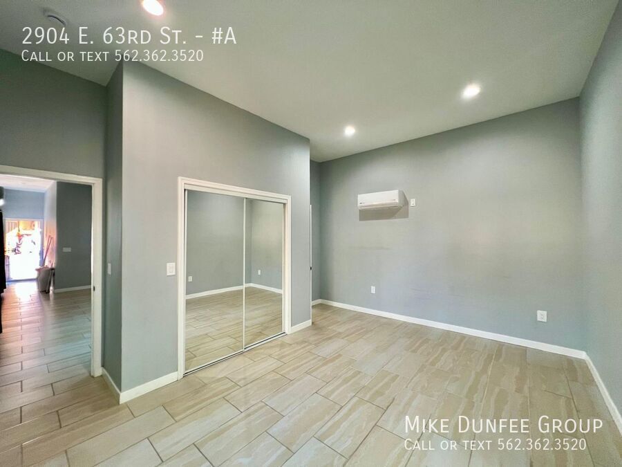 Ramona Park-North Long Beach Renovated Two Bedroom With Driveway property image