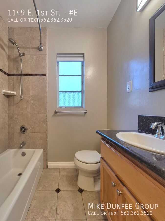 Extra Large Coastal Studio With Full Kitchen property image