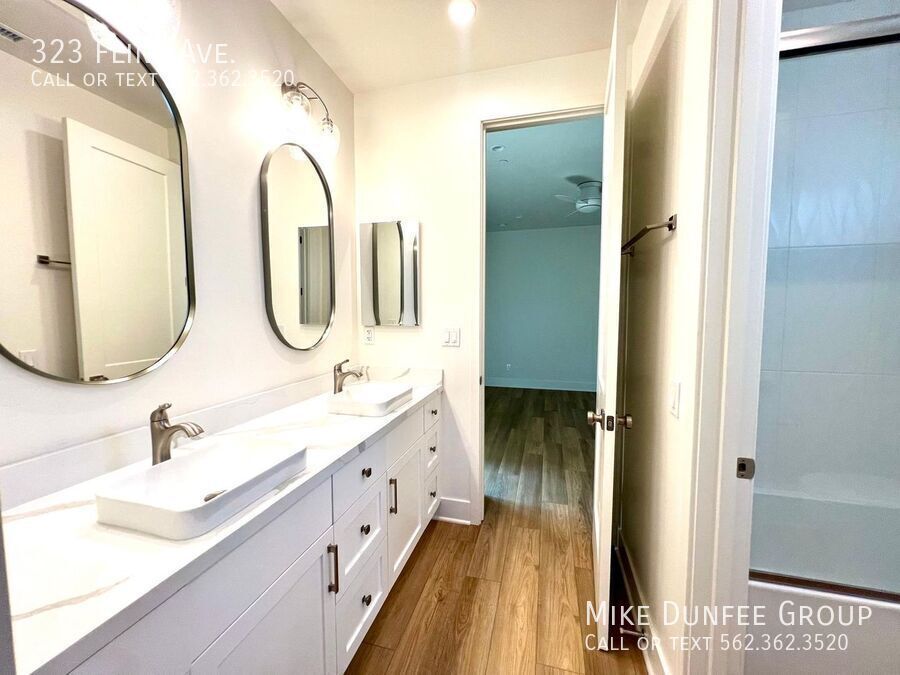 Long Beach Newly-Constructed 4 Bedroom Home With Deck and All Appliances property image