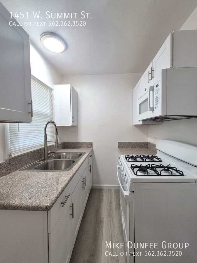Newly Remodeled One Bedroom One Bathroom property image