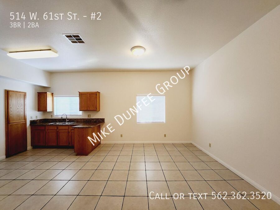 HALF OFF THE 1ST MONTHS RENT *OAC - Three Bedroom Home in South Los Angeles Area property image