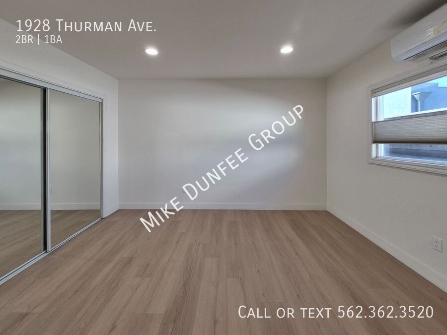 LA, Mid-City 2BR/1BA Open Floor Apartment property image