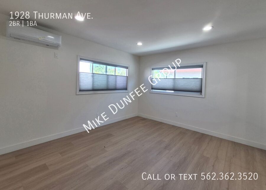 LA, Mid-City 2BR/1BA Open Floor Apartment property image