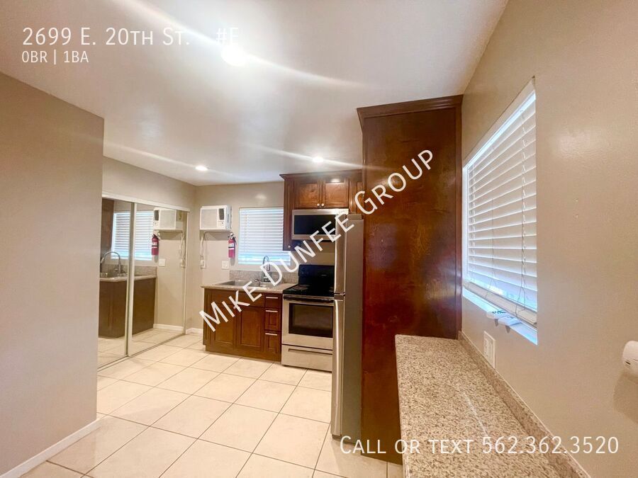 Charming Renovated Studio – Modern Comfort & Style! property image