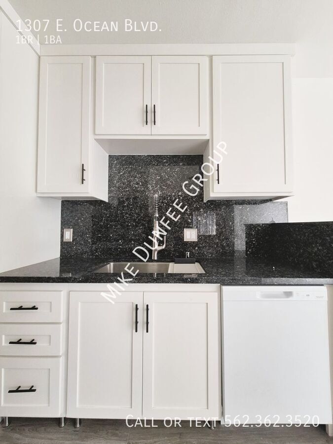 Spacious 1 Bedroom Apartment Nearby to the Beach property image