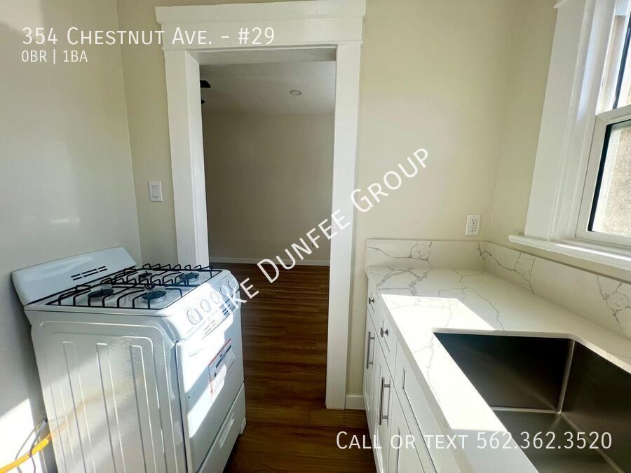 Downtown Remodeled Studio With ONE Parking Space property image
