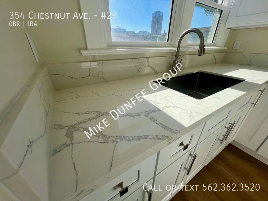 Downtown Remodeled Studio With ONE Parking Space property image