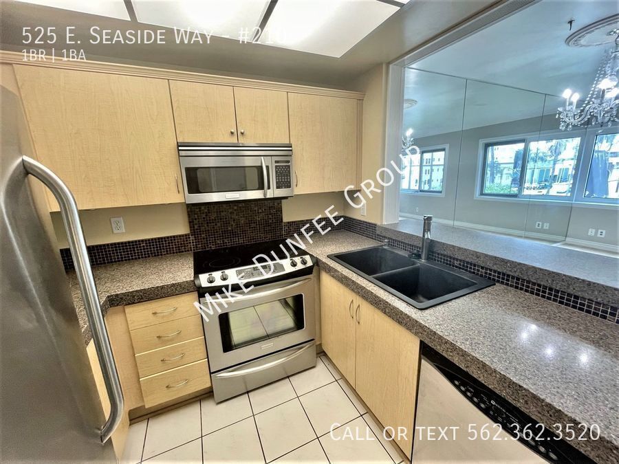 High Rise One Bedroom Condo in Downtown Long Beach property image