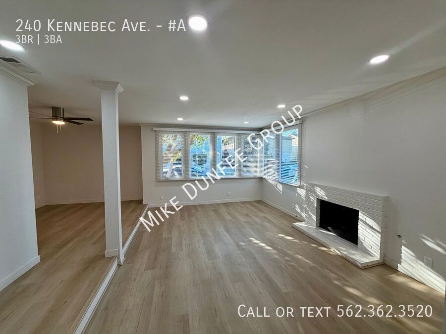 Bluff Heights Remodeled 3 Bedroom Apartment Close to Parks, Beach and Culture property image