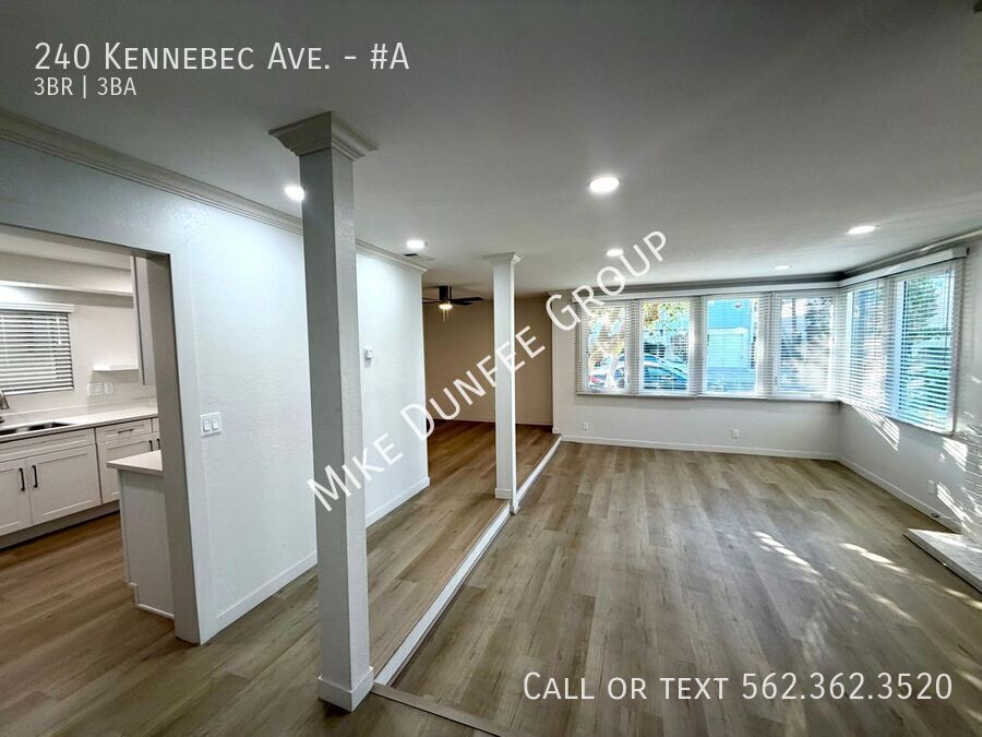 Bluff Heights Remodeled 3 Bedroom Apartment Close to Parks, Beach and Culture property image