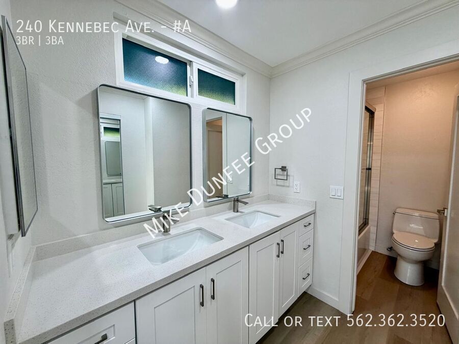 Bluff Heights Remodeled 3 Bedroom Apartment Close to Parks, Beach and Culture property image