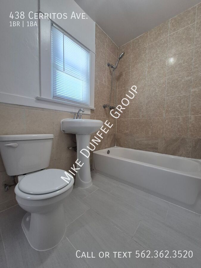 Charming Upstairs 1 Bedroom in Prime Long Beach Location property image